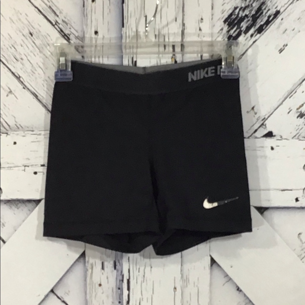 Nike Pro Compression Shorts 3” GUC - Picture 5 of 8